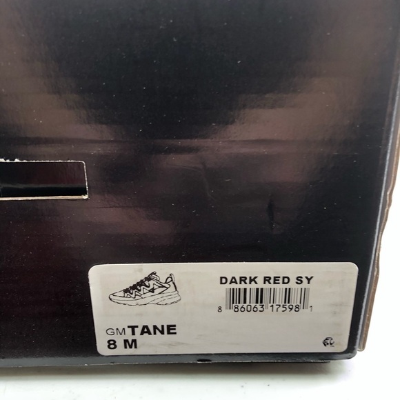 GUESS Tane Dark Red Low Top Sneakers - Picture 9 of 9